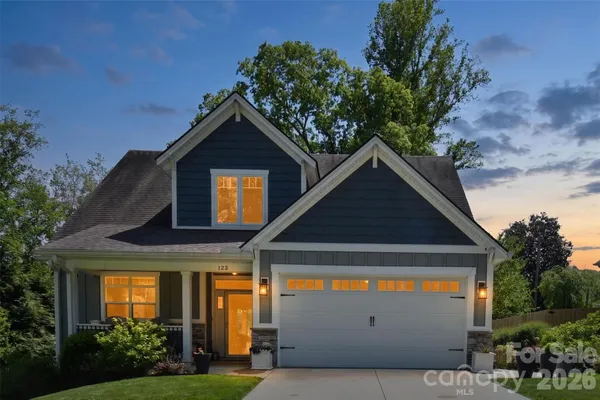 $565,000 | 123 White Oak Rd Extension, Arden, NC 28704