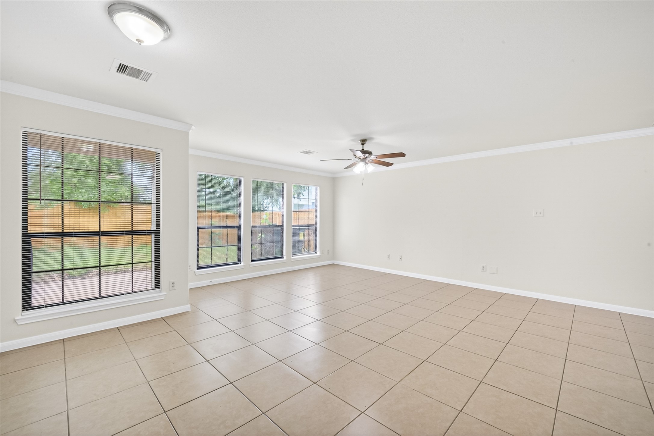 4502 Mallow Street, Unit A Houston, TX 77051 - Photo 8 of 35 Unit A livingroom