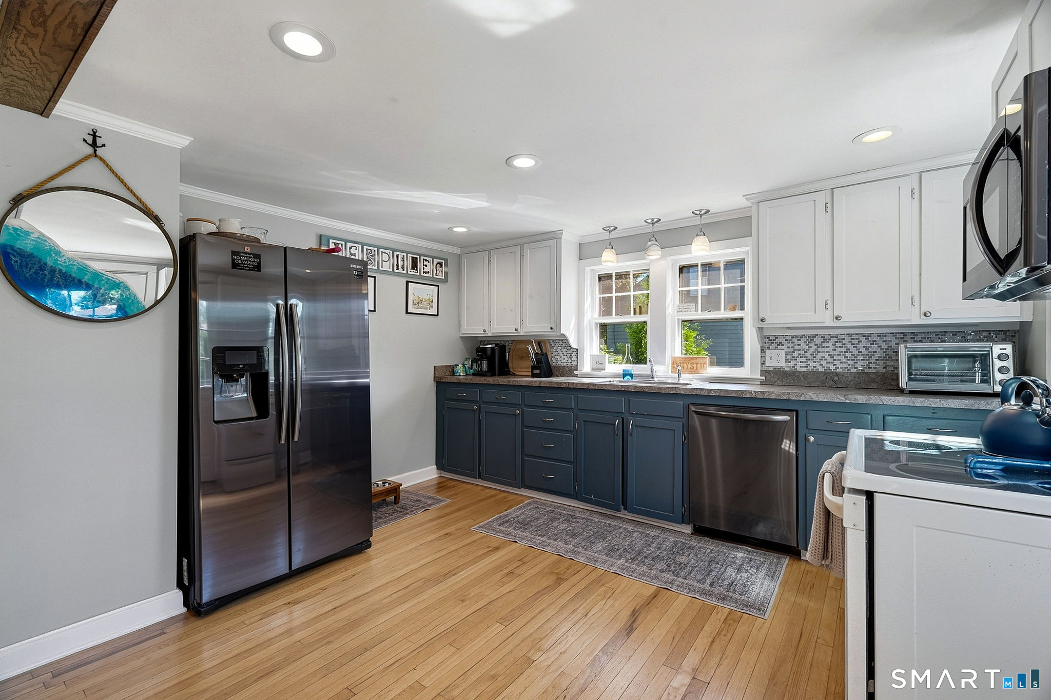 71 New London Road Groton, CT 06355 - Photo 5 of 38 Gallery Image 5
