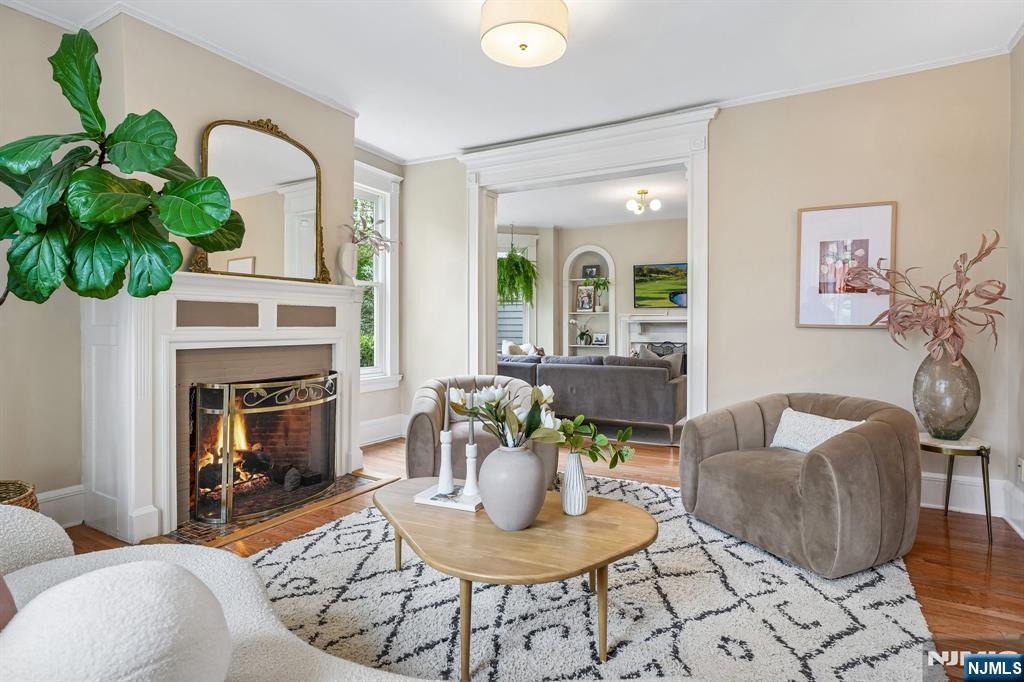 378 Park Street Montclair, NJ 07043 - Photo 8 of 48