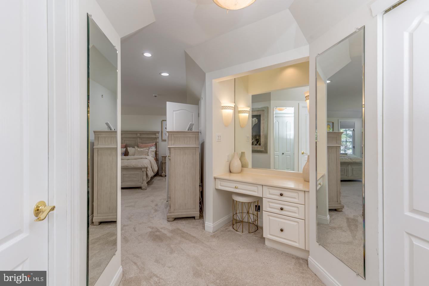 2 Collage Court Cherry Hill, NJ 08003 - Photo 47 of 89