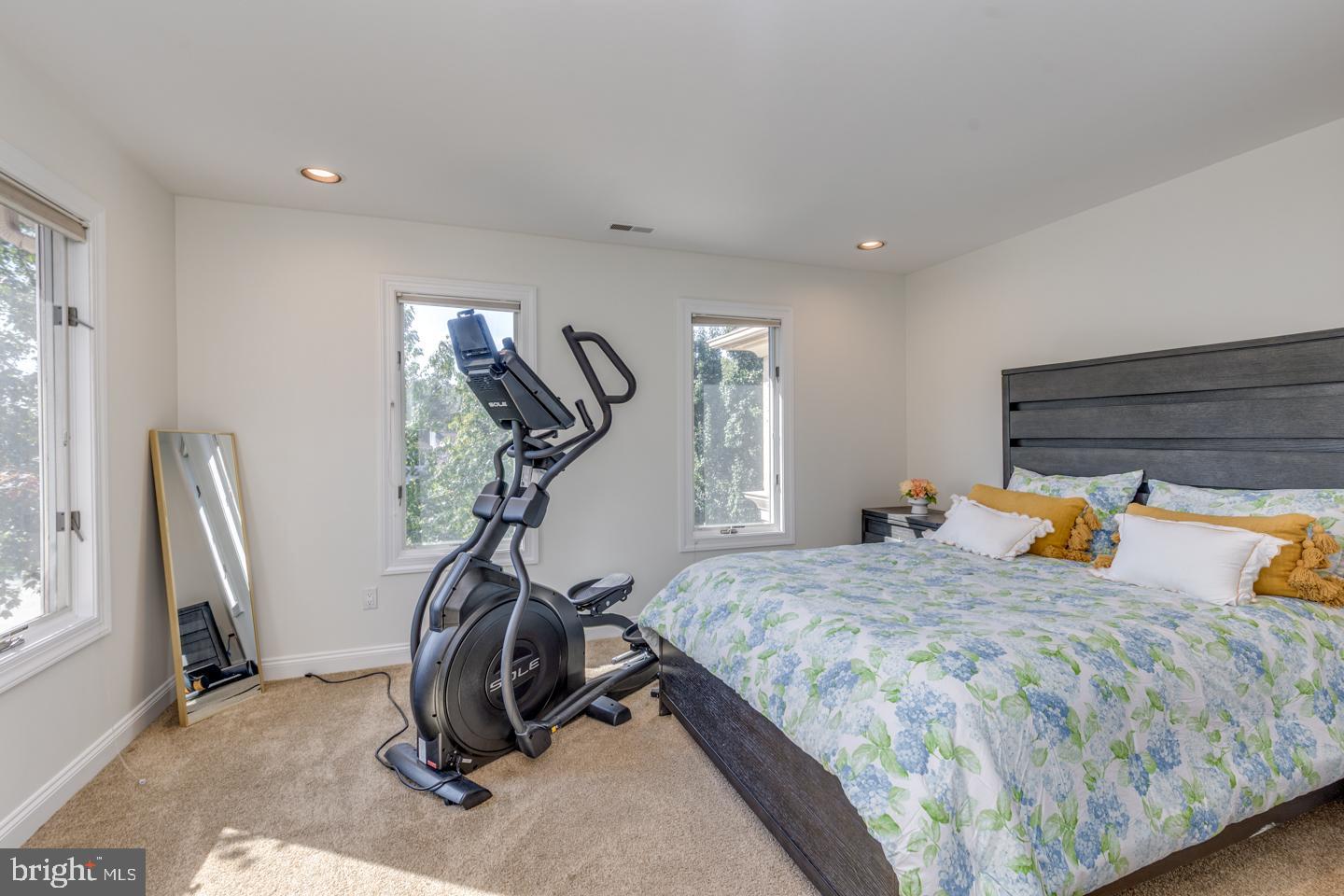 2 Collage Court Cherry Hill, NJ 08003 - Photo 49 of 89