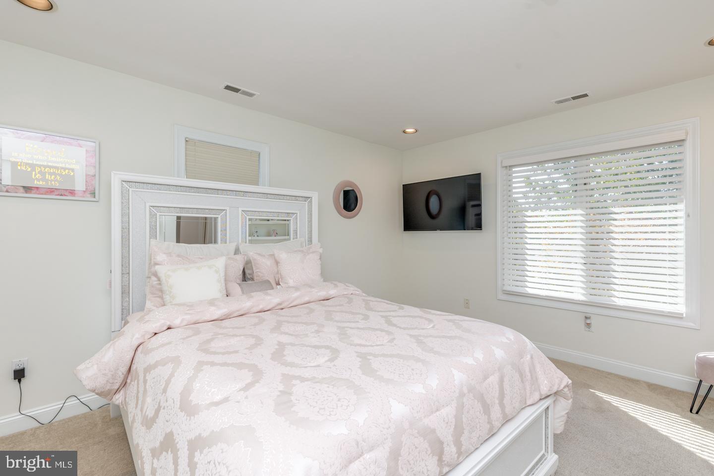 2 Collage Court Cherry Hill, NJ 08003 - Photo 53 of 89