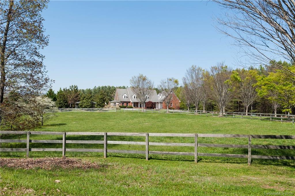 484 Pierce Road Landrum, SC 29356 - Photo 34 of 35 a view of a park with large trees