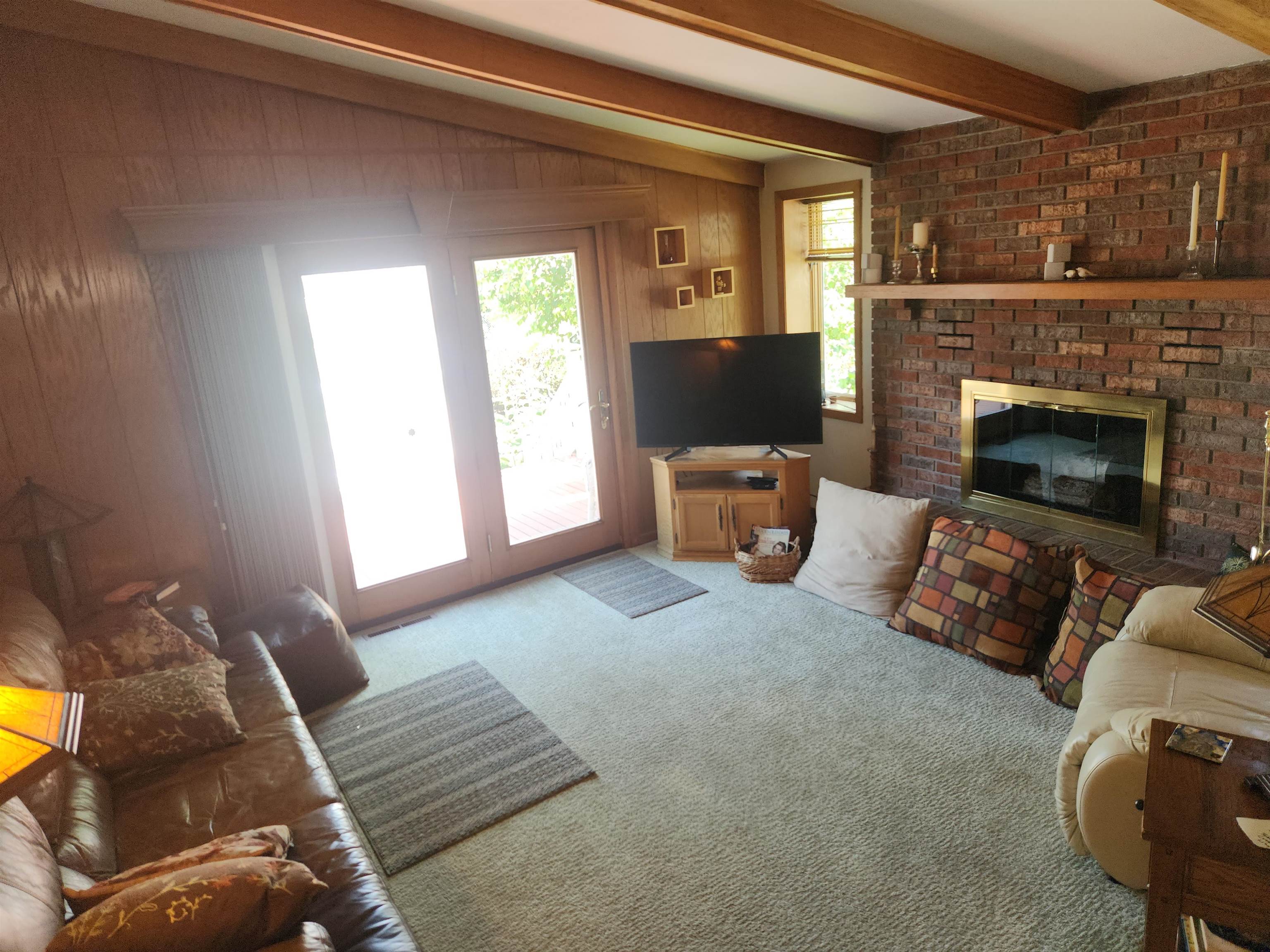 628 3rd Baraboo, WI 53913 - Photo 11 of 33