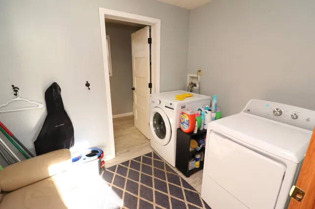 $205,000 | 118 2nd Avenue Northeast, Mayville, ND 58257