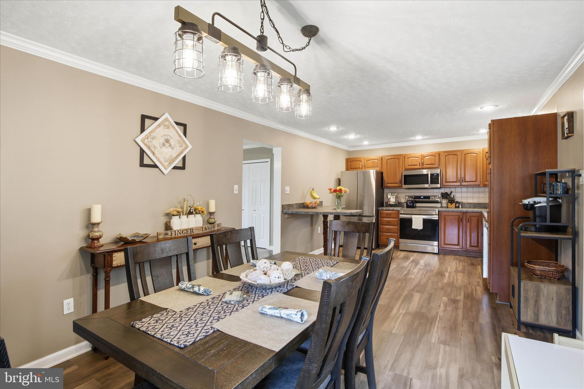 2824 Nolt Road Lancaster, PA 17601 - Photo 11 of 34 dining area
