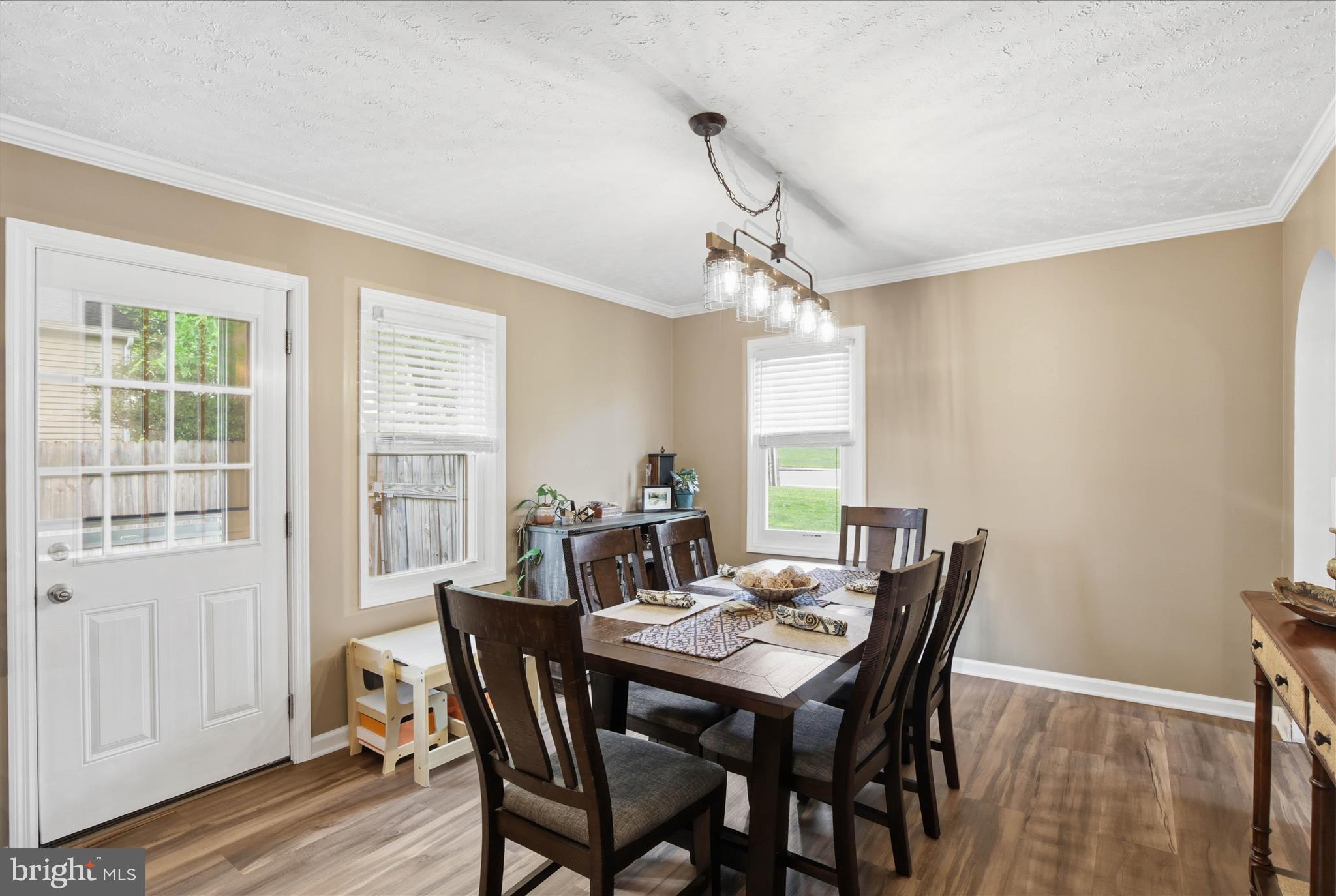 2824 Nolt Road Lancaster, PA 17601 - Photo 12 of 34 dining area