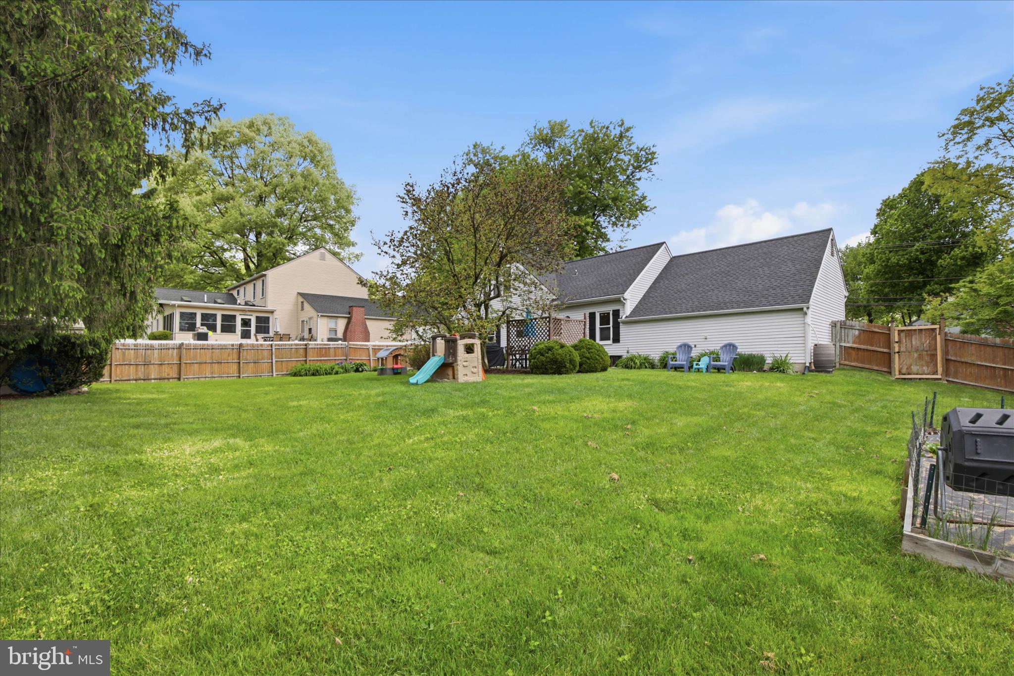 2824 Nolt Road Lancaster, PA 17601 - Photo 34 of 34 private, spacious backyard