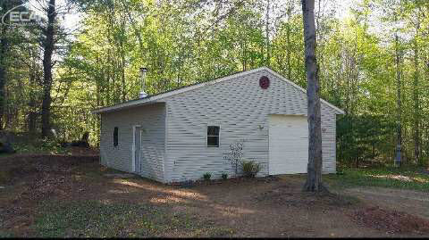 4067 Waterman Road Vassar, MI 48768 - Photo 5 of 23 20438238-4.JPG