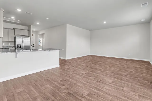 $2,150 | 602 Solar Court, Summerville, SC 29486