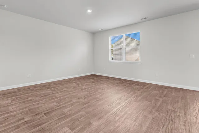 $2,150 | 602 Solar Court, Summerville, SC 29486