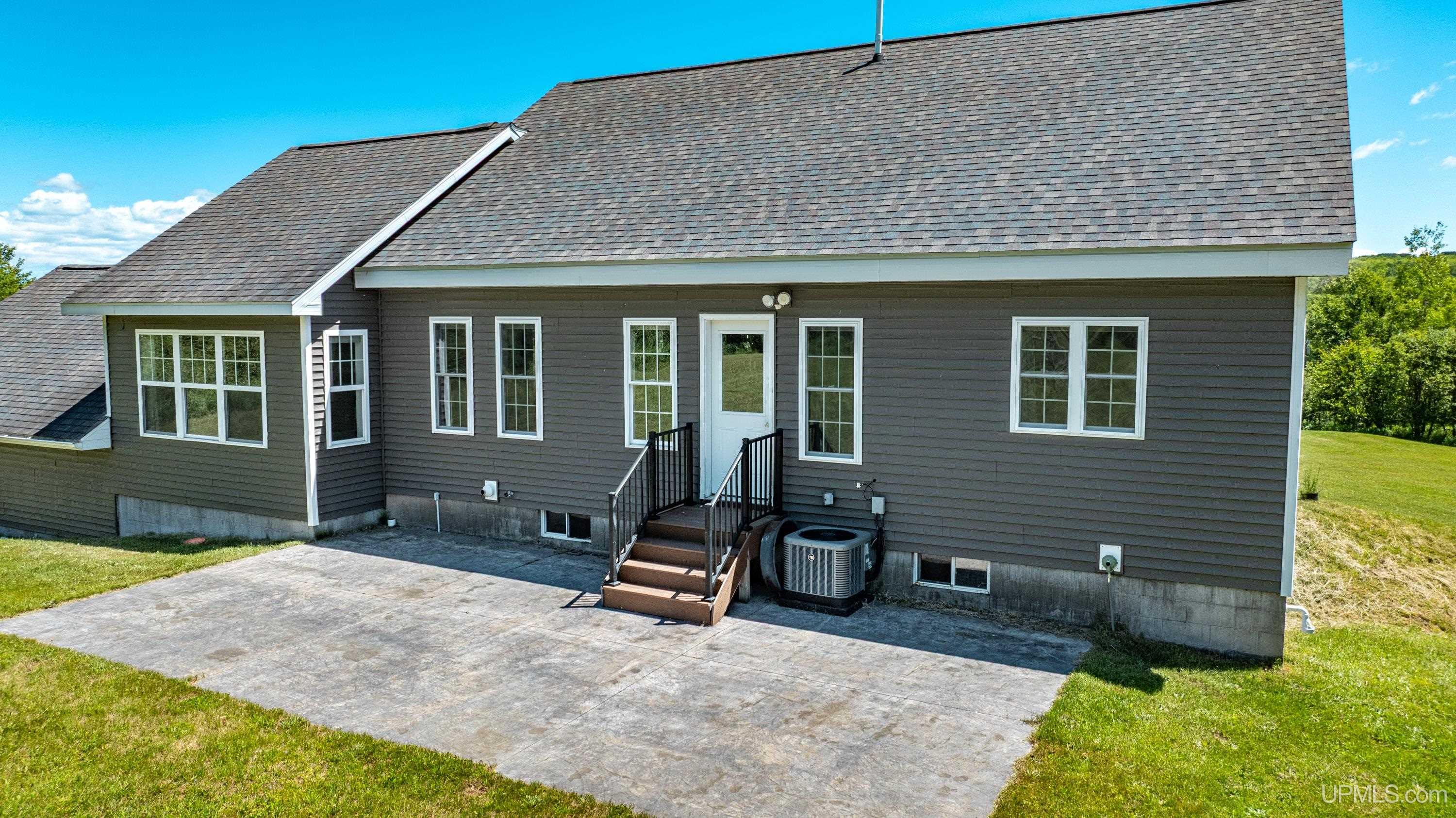 39445 Lower Worham Road Chassell, MI 49916 - Photo 5 of 58