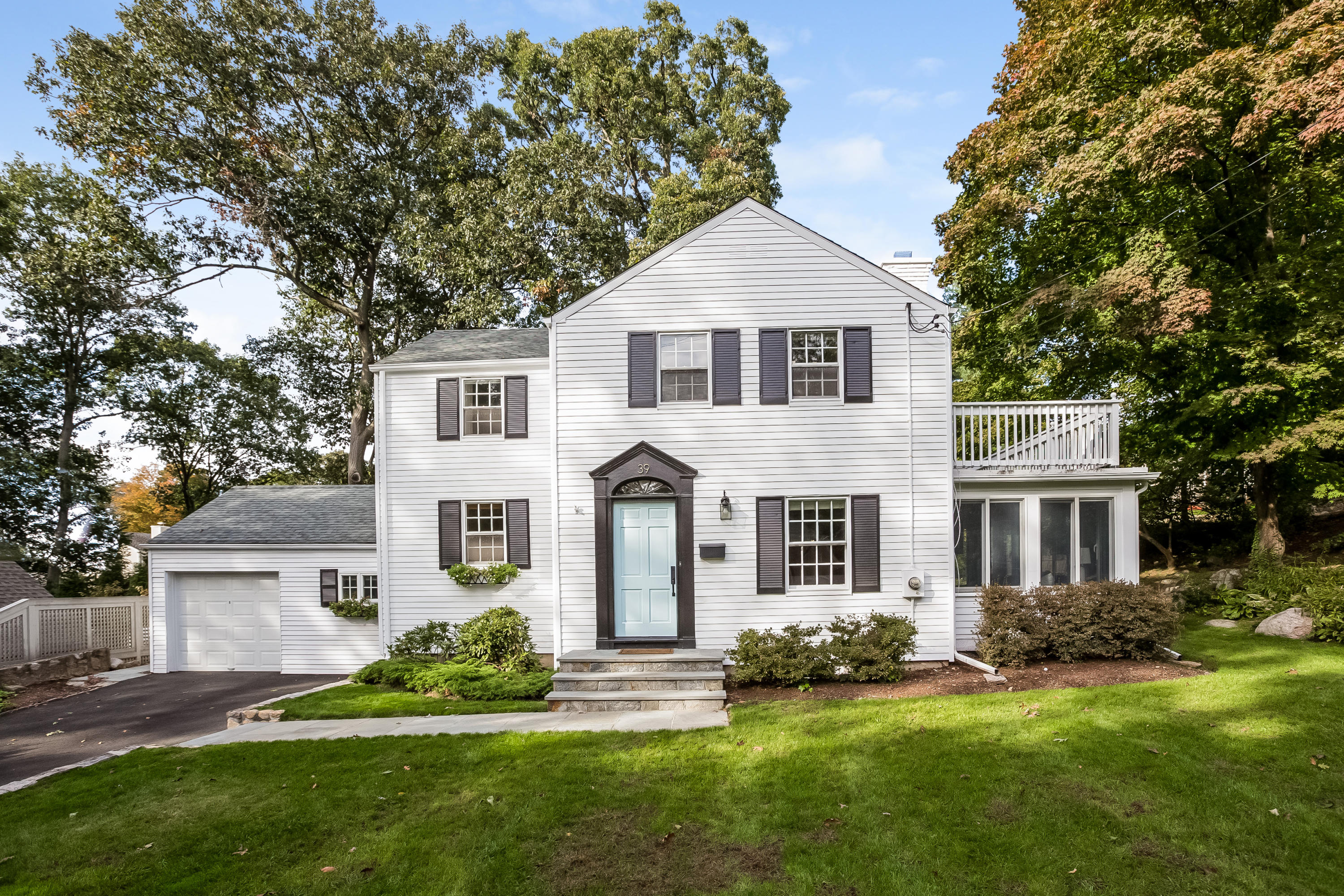 39 Intervale Road Darien, CT 06820 - Photo 12 of 18 a front view of a house with a yard