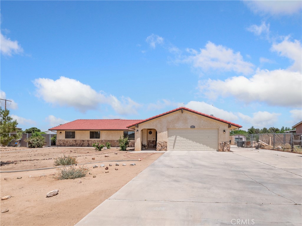11759 Mohawk Road Apple Valley, CA 92308 - Photo 1 of 1