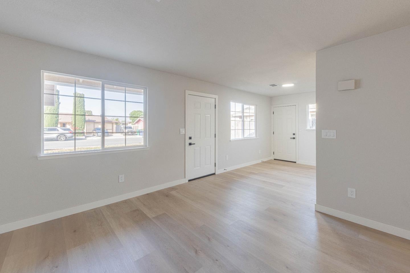 614 Maple Street King City, CA 93930 - Photo 11 of 30