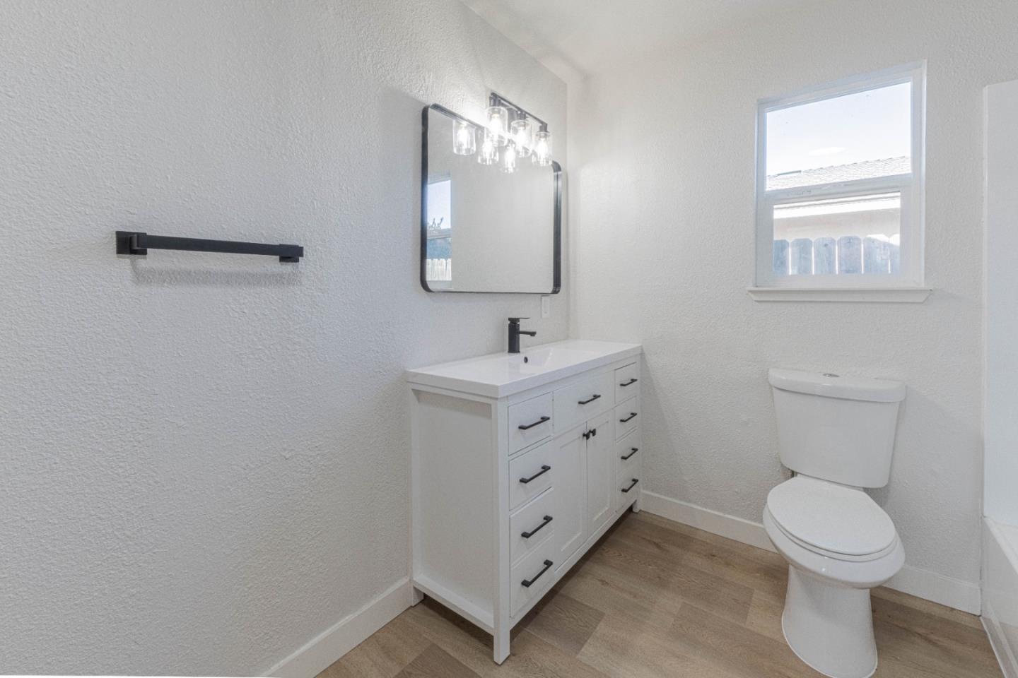 614 Maple Street King City, CA 93930 - Photo 14 of 30