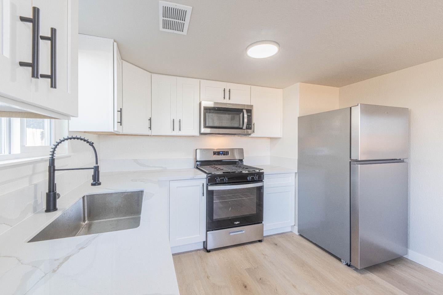 614 Maple Street King City, CA 93930 - Photo 4 of 30