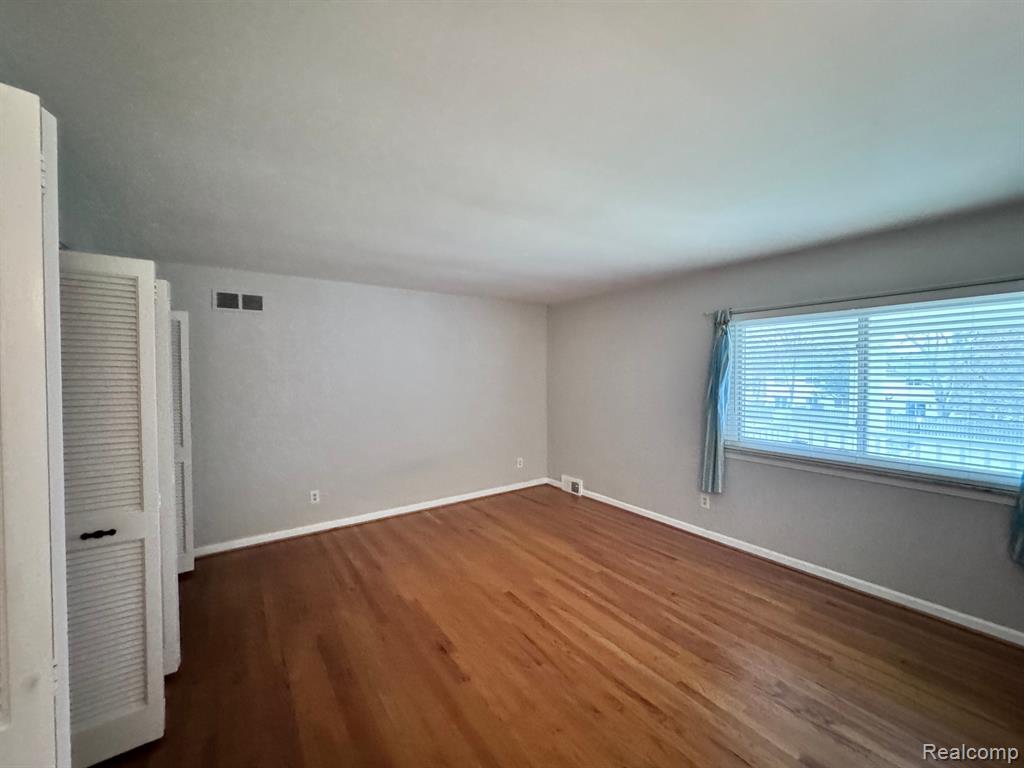 2365 Walton Boulevard Rochester, MI 48309 - Photo 20 of 40