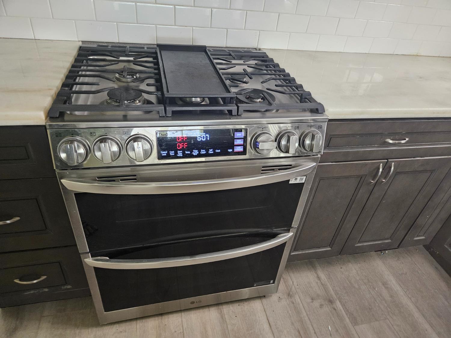 30367 East Trimmer Springs Road, Unit 36 Sanger, CA 93657 - Photo 13 of 42 Oven on bottom and Air Fryer on top