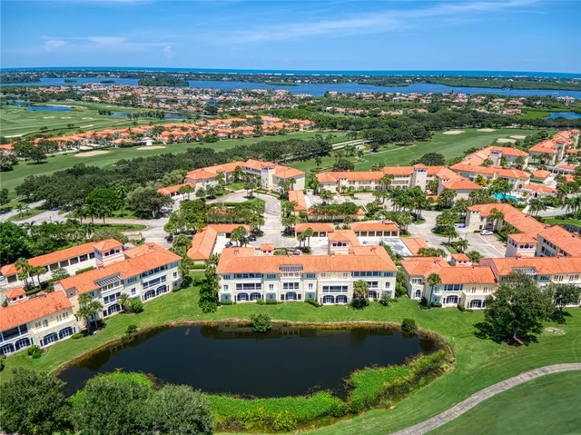 $265,000 | 5075 Harmony Circle, Unit 302, Vero Beach, FL 32967