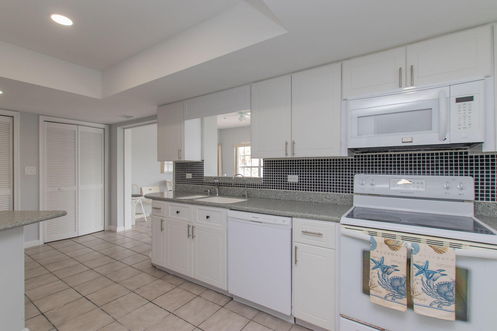 127 Coco Plum Road South Key Largo, FL 33037 - Photo 16 of 45 virtual-tour-291565-mls-high-res-image-1