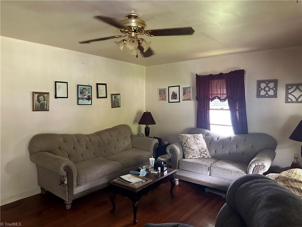802 Hendrix Street High Point, NC 27260 - Photo 3 of 12 Gallery Image 3