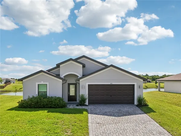 $389,900 | 815 General D MacArthur Avenue, LaBelle, FL 33935