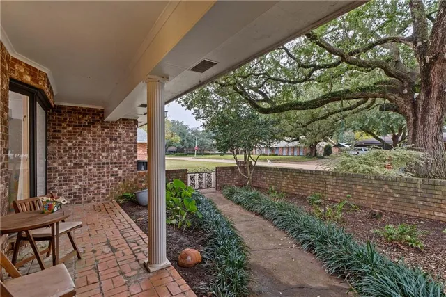 $292,500 | 1215 Canterbury Drive, Alexandria, LA 71303