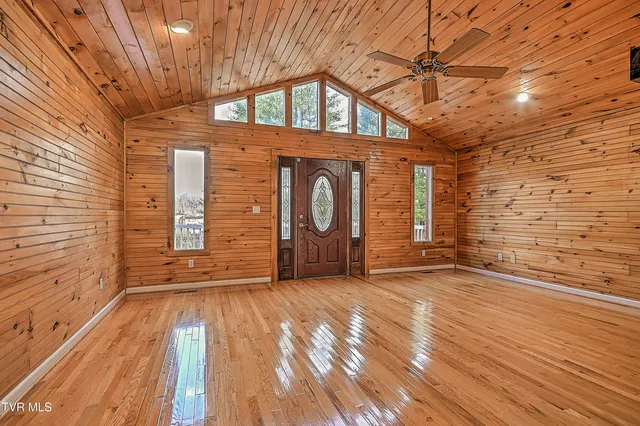 $699,900 | 311 Big Springs Road, Elizabethton, TN 37643