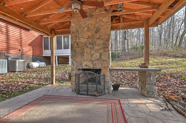 $699,900 | 311 Big Springs Road, Elizabethton, TN 37643