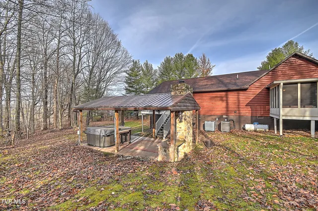 $699,900 | 311 Big Springs Road, Elizabethton, TN 37643