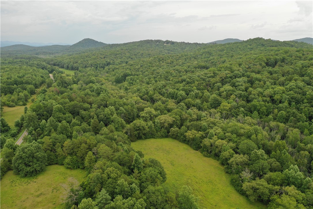 7 Midway Road Pickens, SC 29671 - Photo 4 of 9