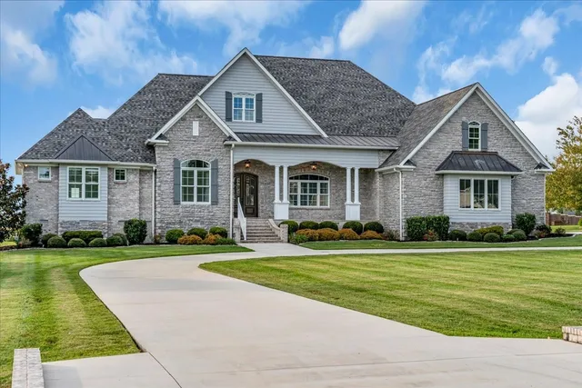 $999,900 | 363 Waterford Drive, Manchester, TN 37355