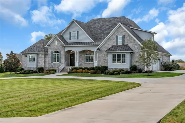 $999,900 | 363 Waterford Drive, Manchester, TN 37355