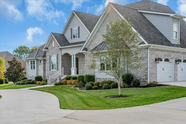 $999,900 | 363 Waterford Drive, Manchester, TN 37355