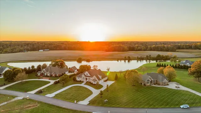 $999,900 | 363 Waterford Drive, Manchester, TN 37355