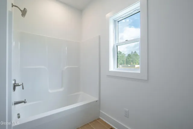 $769,000 | 1613 Best Road, North Greenbush, NY 12144