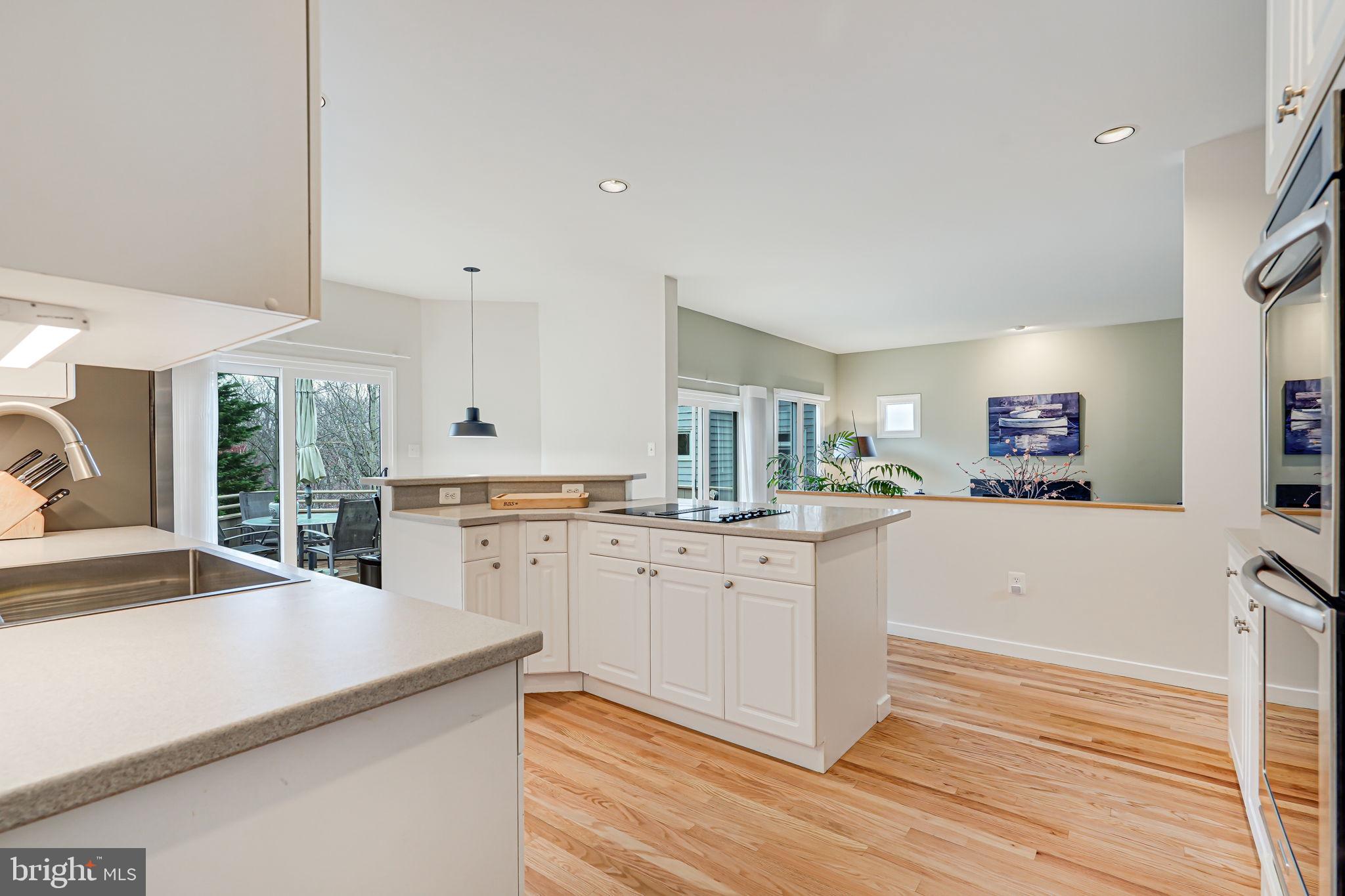 2010 Beacon Place Reston, VA 20191 - Photo 12 of 61