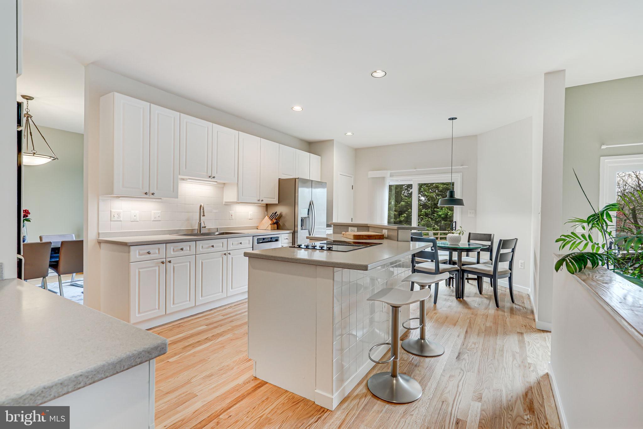2010 Beacon Place Reston, VA 20191 - Photo 13 of 61