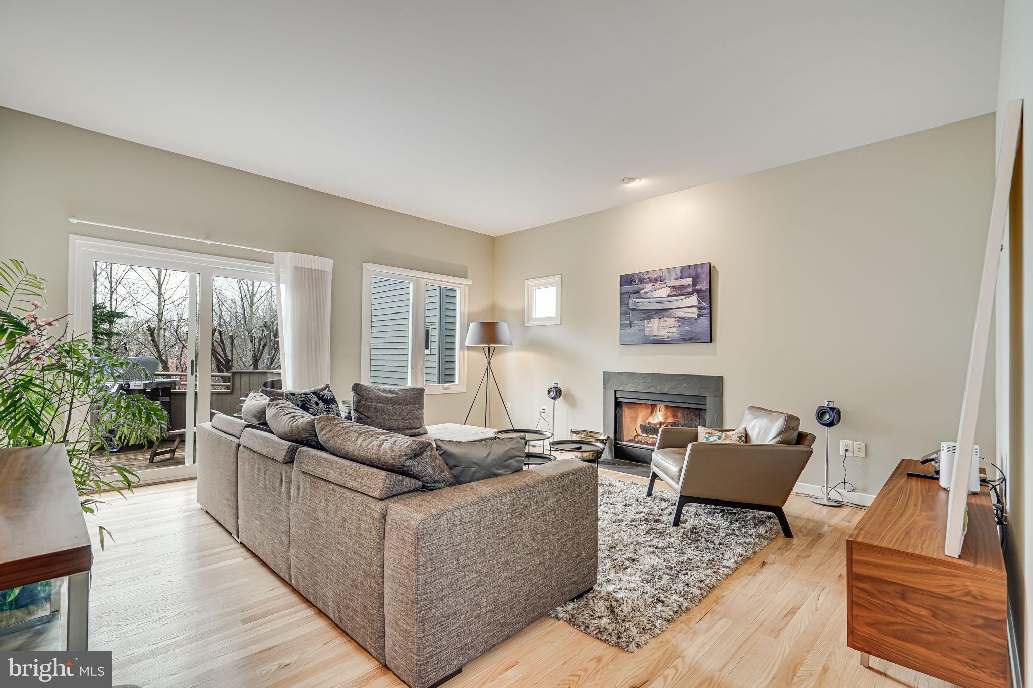 2010 Beacon Place Reston, VA 20191 - Photo 19 of 61