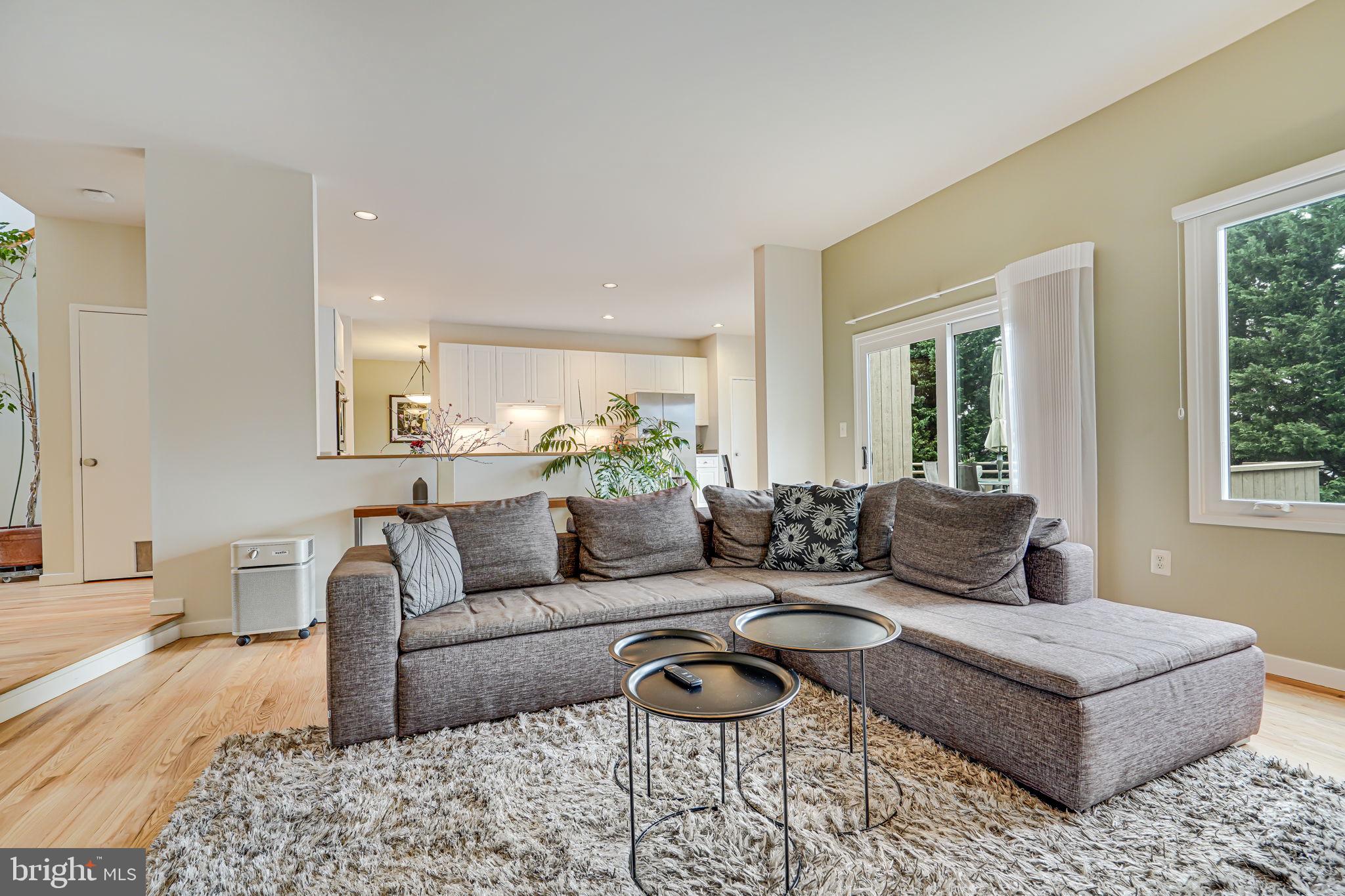 2010 Beacon Place Reston, VA 20191 - Photo 22 of 61