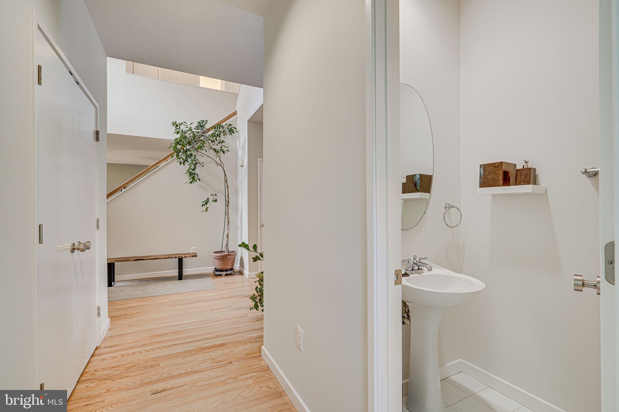 2010 Beacon Place Reston, VA 20191 - Photo 24 of 61