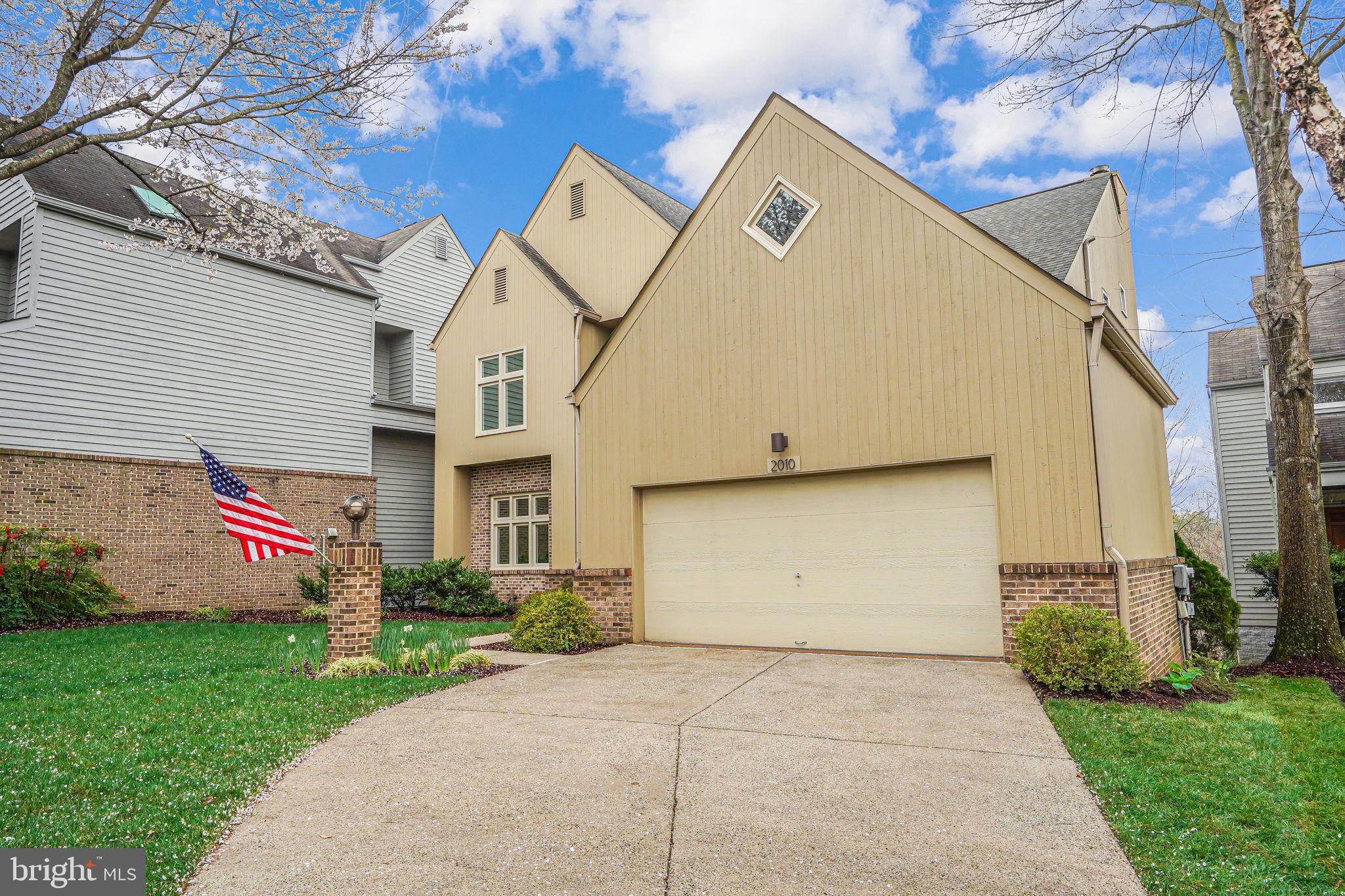 2010 Beacon Place Reston, VA 20191 - Photo 3 of 61