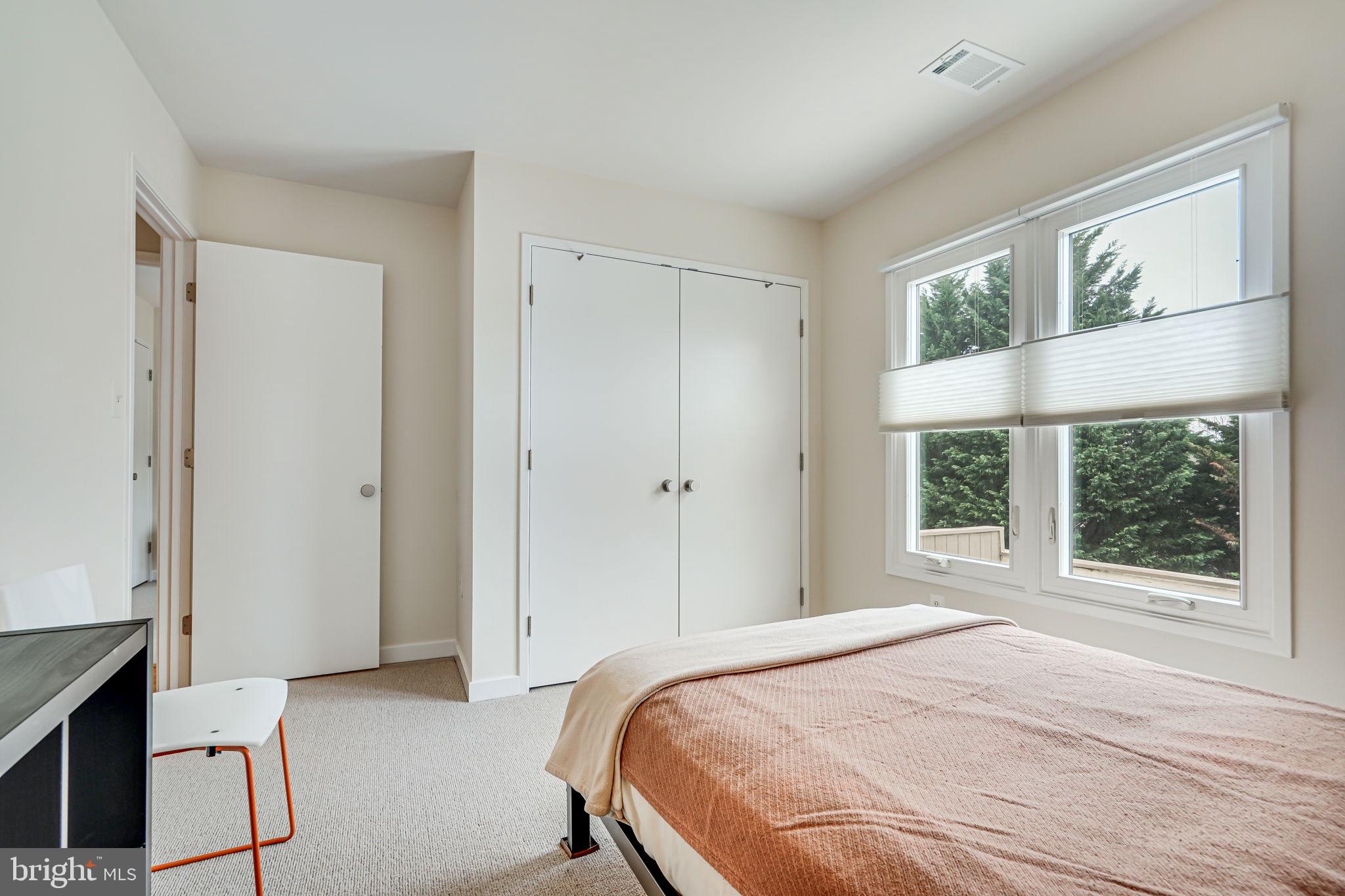 2010 Beacon Place Reston, VA 20191 - Photo 40 of 61