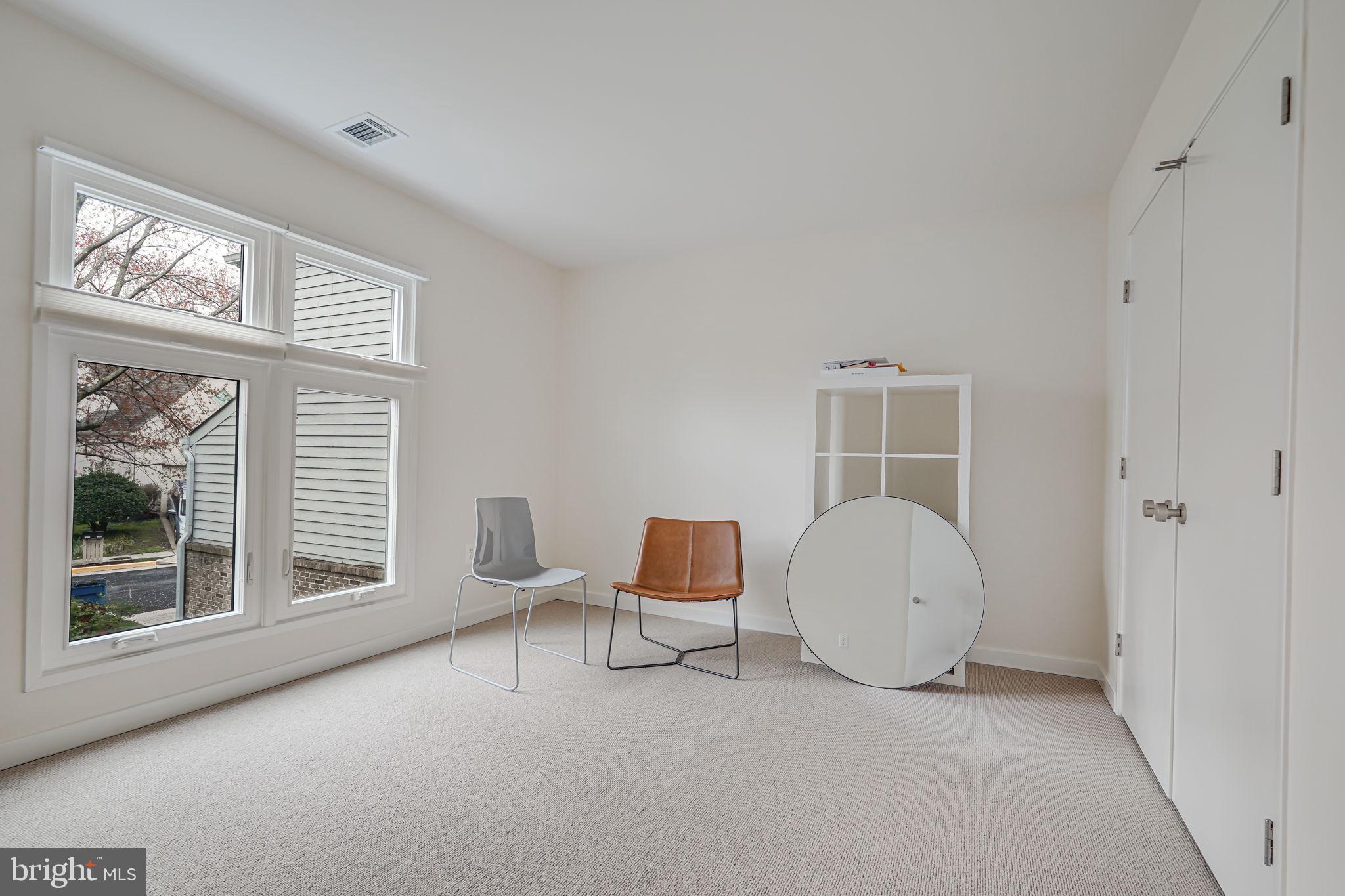 2010 Beacon Place Reston, VA 20191 - Photo 44 of 61