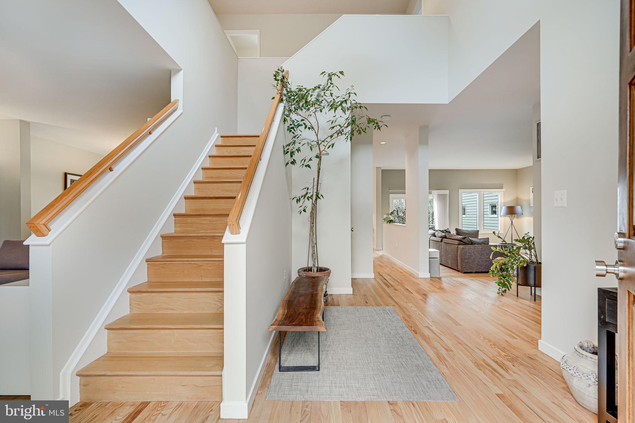 2010 Beacon Place Reston, VA 20191 - Photo 5 of 61