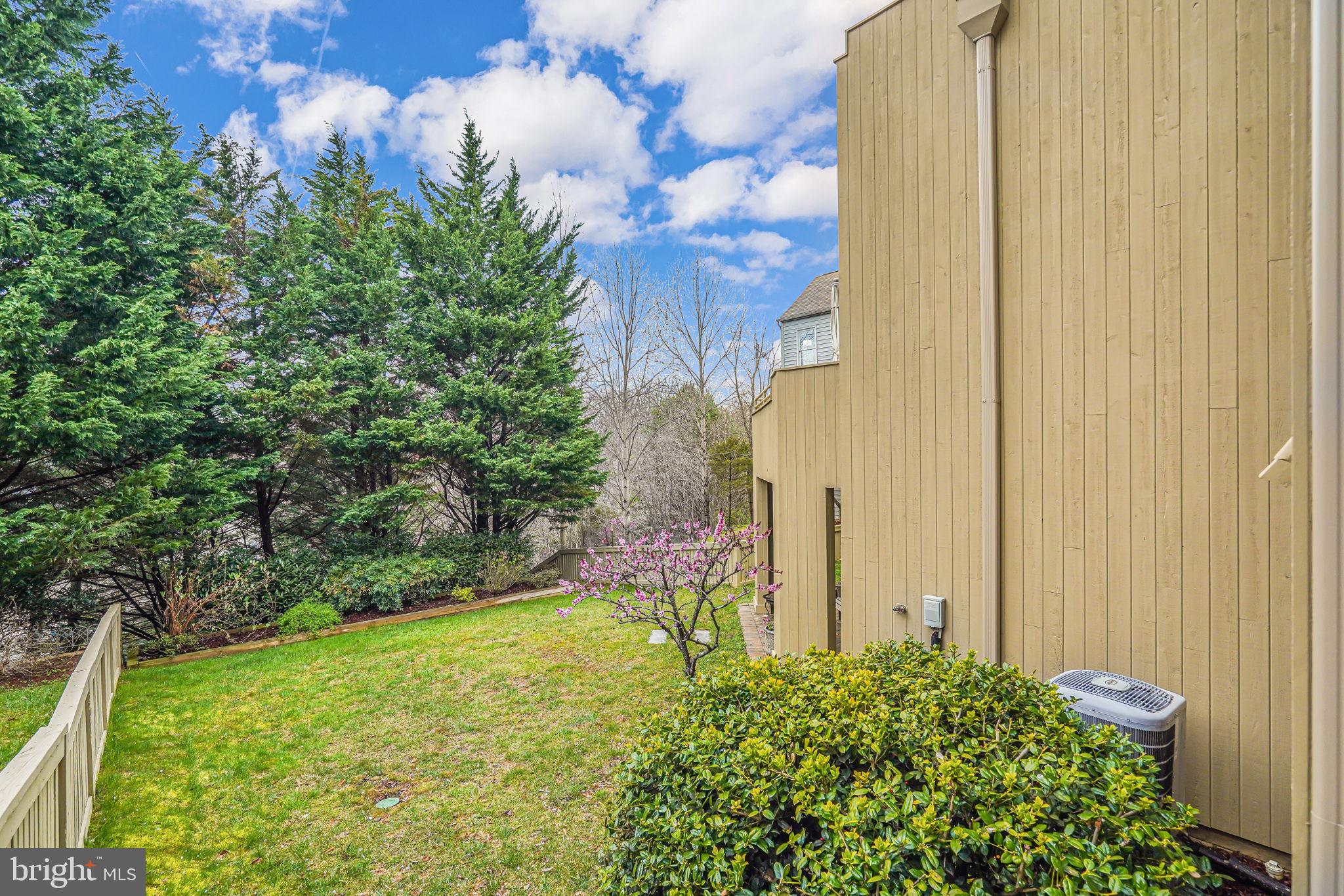 2010 Beacon Place Reston, VA 20191 - Photo 58 of 61