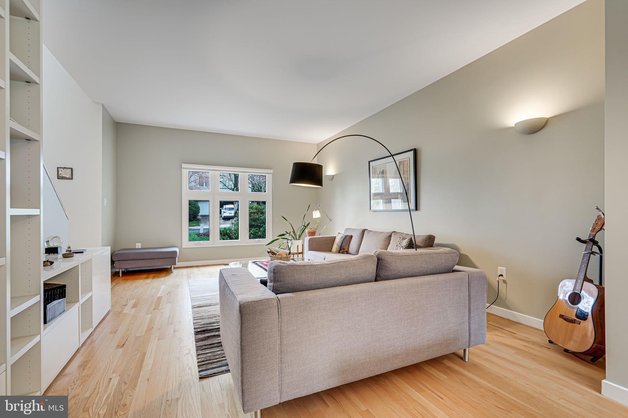2010 Beacon Place Reston, VA 20191 - Photo 8 of 61