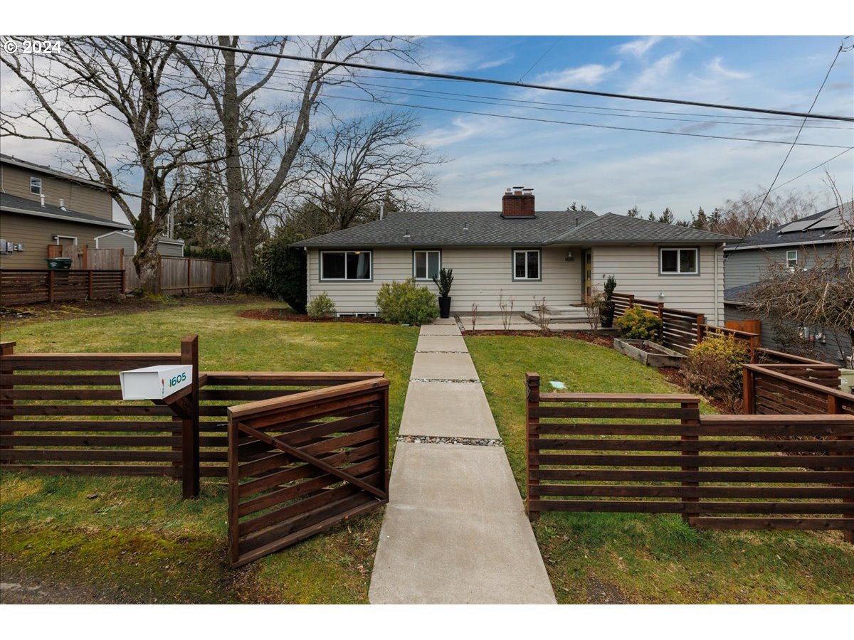 1605 Southwest 88th Ave